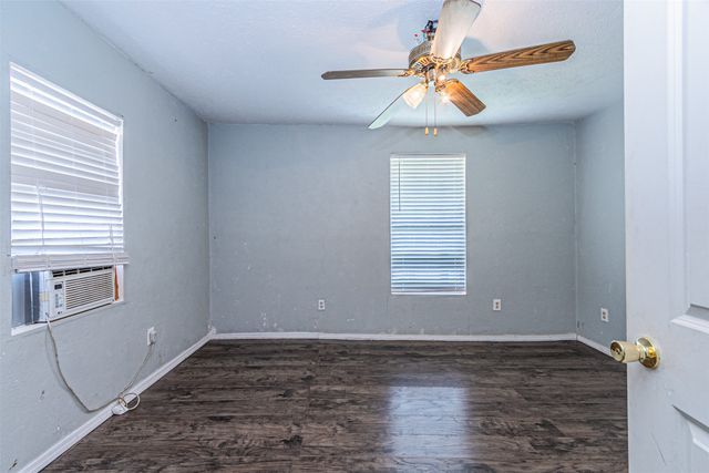 317 Fuller Street, Sulphur Springs, TX 75482