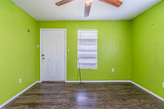 317 Fuller Street, Sulphur Springs, TX 75482