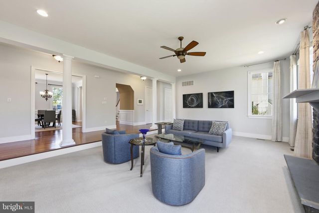 2114 FERNCROFT LN, Chester Springs, PA 19425