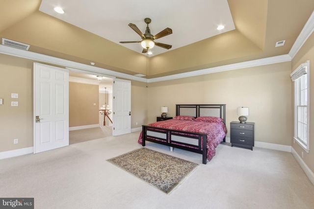 2114 FERNCROFT LN, Chester Springs, PA 19425