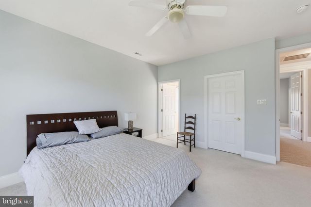 2114 FERNCROFT LN, Chester Springs, PA 19425