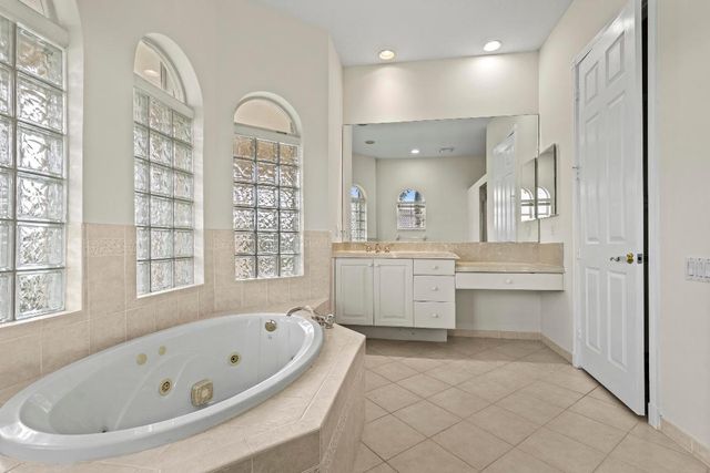 6597 Marbletree Lane, Lake Worth, FL 33467