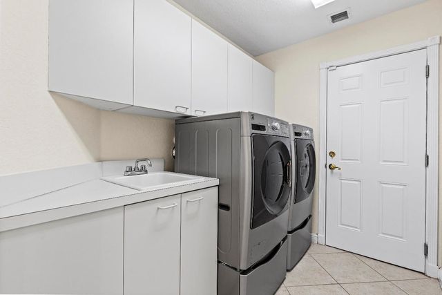 6597 Marbletree Lane, Lake Worth, FL 33467