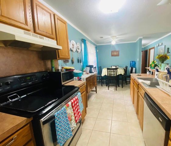 504 Wilson Road, Bellmead, TX 76705