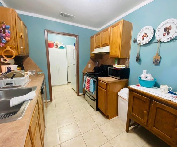 504 Wilson Road, Bellmead, TX 76705
