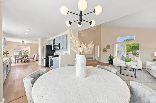 32063 Corte Bonilio, Temecula, CA 92592