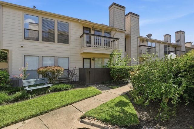 2277 S Kirkwood Road 502, Houston, TX 77077