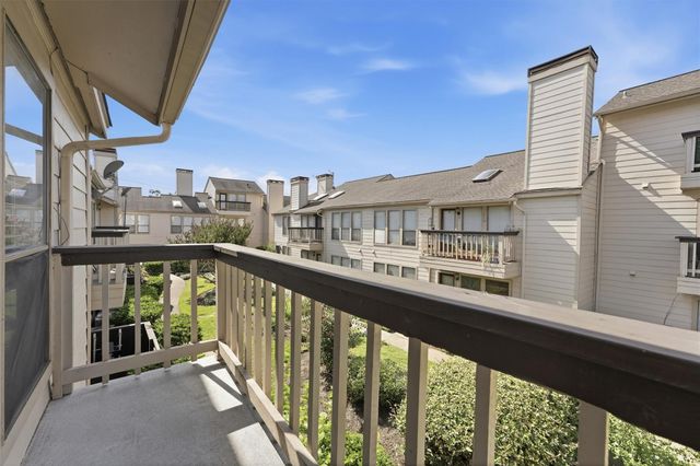 2277 S Kirkwood Road 502, Houston, TX 77077