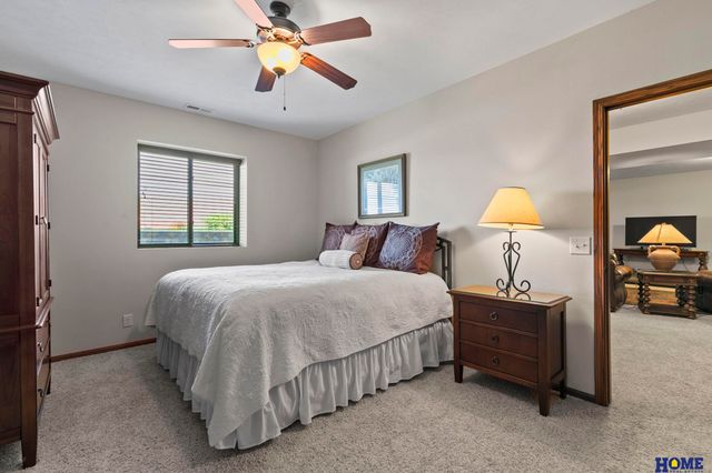 8900 S 28th Street, Lincoln, NE 68516
