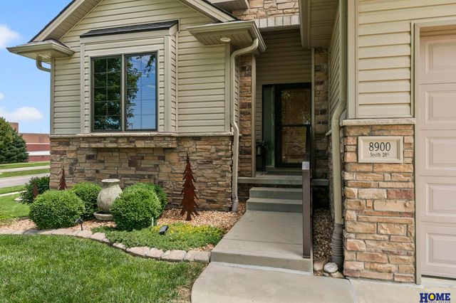 8900 S 28th Street, Lincoln, NE 68516