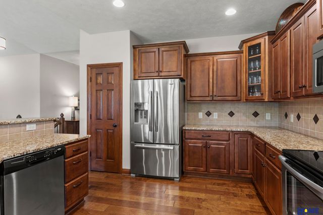 8900 S 28th Street, Lincoln, NE 68516