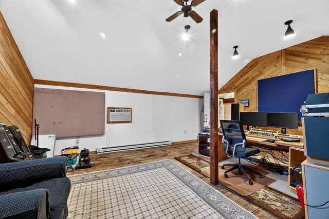 35 W Liberty Street, Evansville, WI 53536