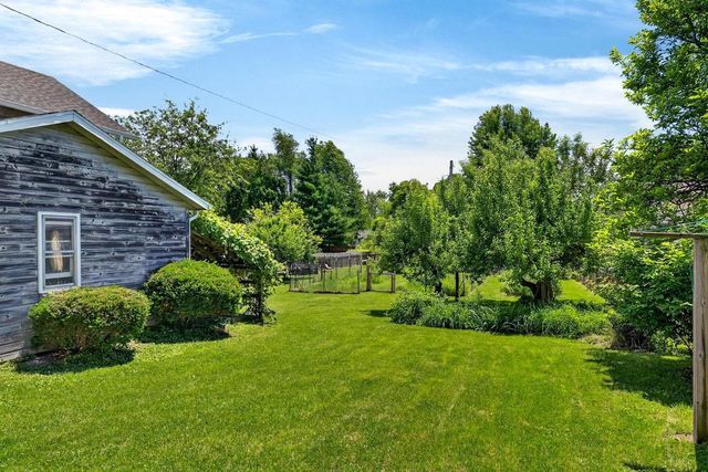 35 W Liberty Street, Evansville, WI 53536