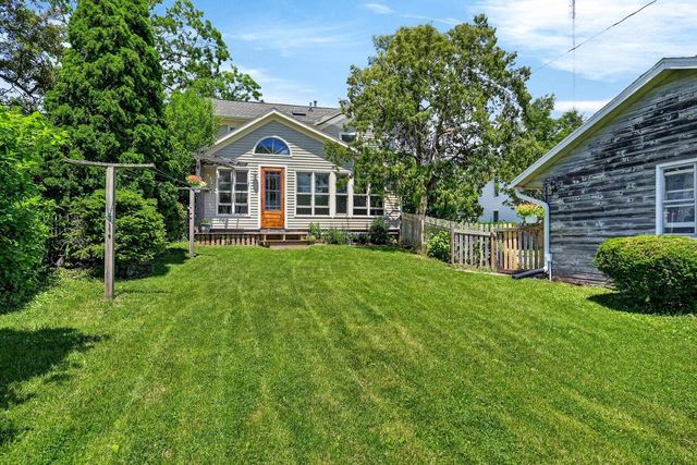 35 W Liberty Street, Evansville, WI 53536