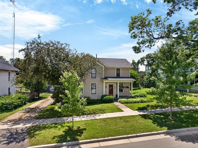 35 W Liberty Street, Evansville, WI 53536