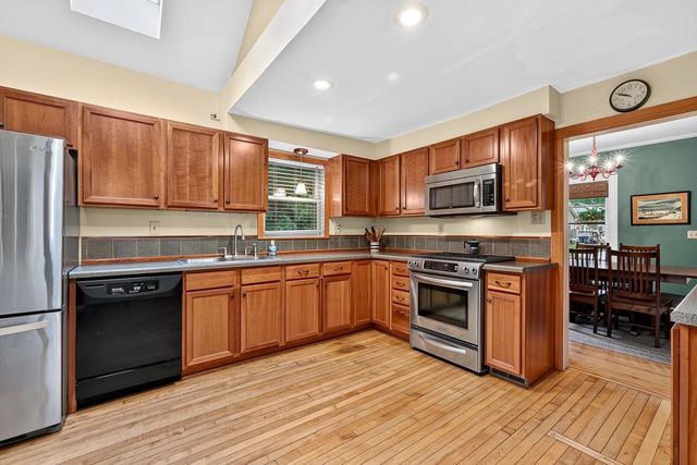 35 W Liberty Street, Evansville, WI 53536
