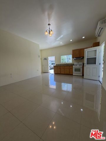 14213 Califa Street, Sherman Oaks, CA 91401