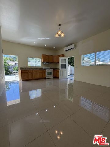 14213 Califa Street, Sherman Oaks, CA 91401