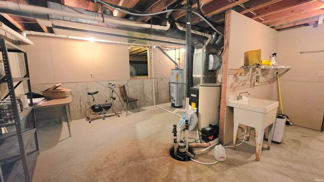 14702 Candie Lane, Plymouth, IN 46563