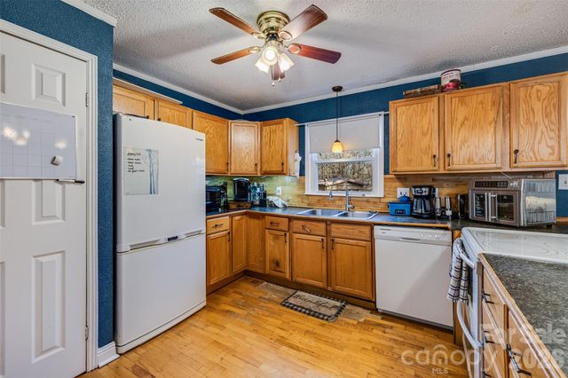 123 Sandy Creek Drive, Gastonia, NC 28052