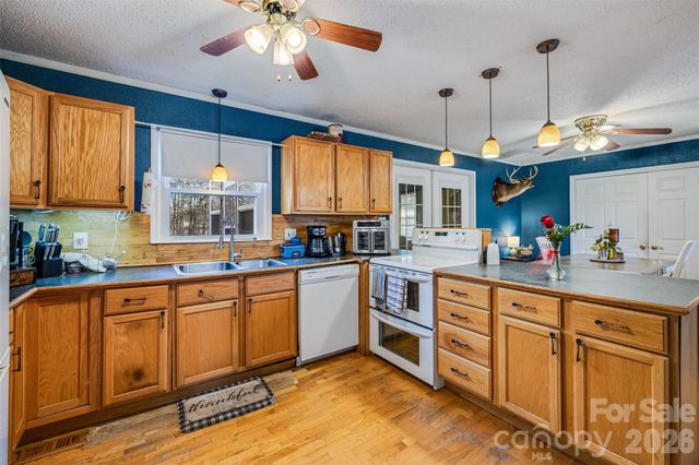 123 Sandy Creek Drive, Gastonia, NC 28052