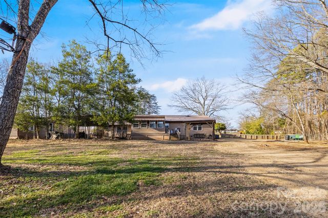 123 Sandy Creek Drive, Gastonia, NC 28052