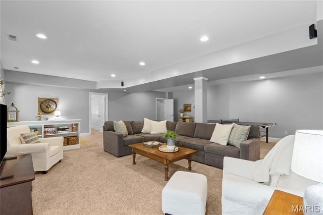 15 Ridgecrest Court, Troy, MO 63379
