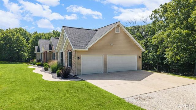 15 Ridgecrest Court, Troy, MO 63379