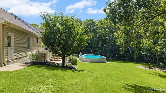 15 Ridgecrest Court, Troy, MO 63379