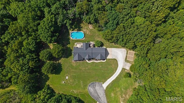 15 Ridgecrest Court, Troy, MO 63379