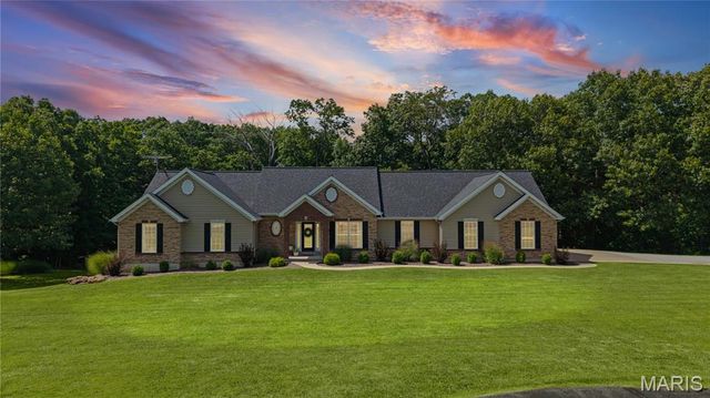 15 Ridgecrest Court, Troy, MO 63379