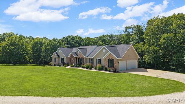 15 Ridgecrest Court, Troy, MO 63379