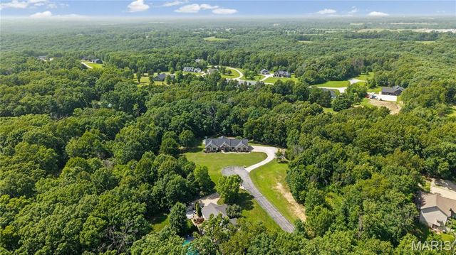 15 Ridgecrest Court, Troy, MO 63379