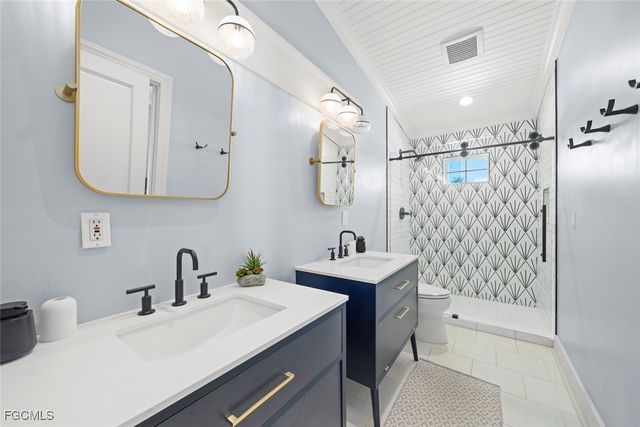 11555 Wightman LN, Captiva, FL 33924