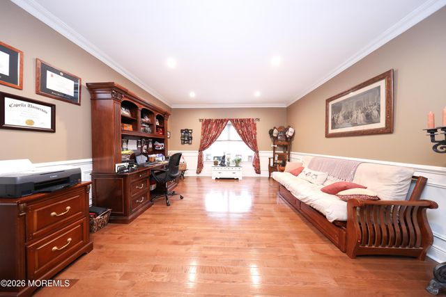 8 Clearbrook Court, Howell, NJ 07731