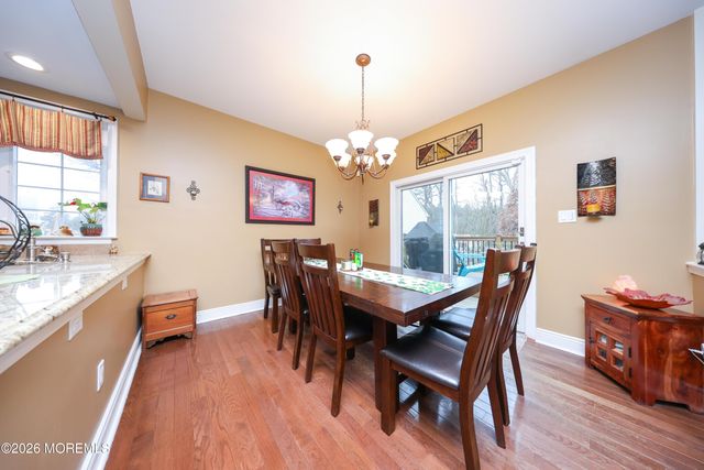 8 Clearbrook Court, Howell, NJ 07731