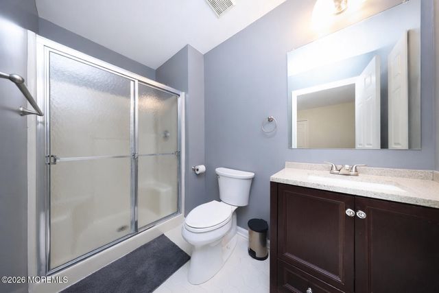 8 Clearbrook Court, Howell, NJ 07731
