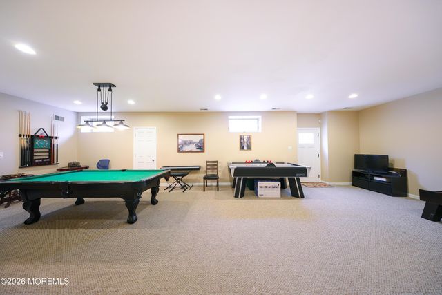 8 Clearbrook Court, Howell, NJ 07731