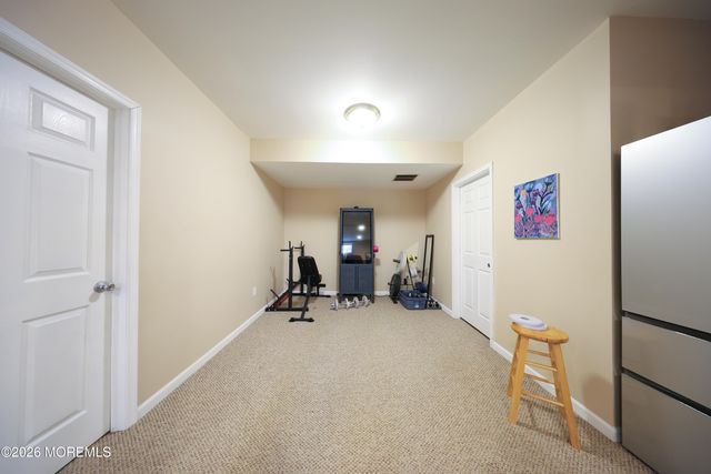 8 Clearbrook Court, Howell, NJ 07731