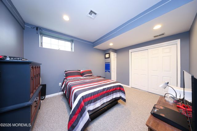 8 Clearbrook Court, Howell, NJ 07731