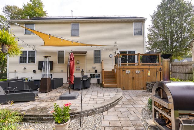 8 Clearbrook Court, Howell, NJ 07731