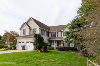 8 Clearbrook Court, Howell, NJ 07731