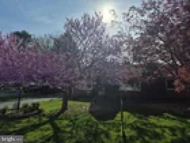21 RICHARD RD, Mechanicsburg, PA 17050