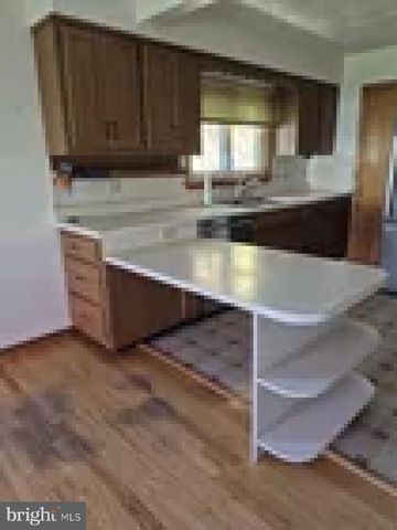 21 RICHARD RD, Mechanicsburg, PA 17050