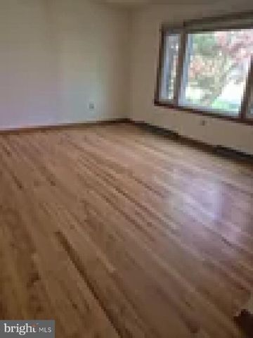 21 RICHARD RD, Mechanicsburg, PA 17050