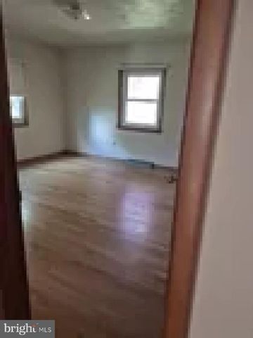 21 RICHARD RD, Mechanicsburg, PA 17050