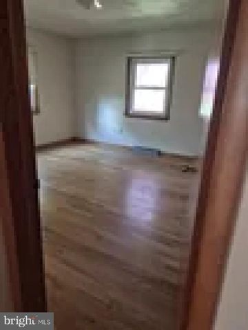21 RICHARD RD, Mechanicsburg, PA 17050
