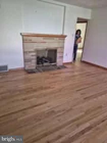 21 RICHARD RD, Mechanicsburg, PA 17050