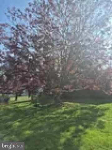 21 RICHARD RD, Mechanicsburg, PA 17050