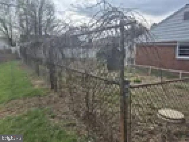21 RICHARD RD, Mechanicsburg, PA 17050